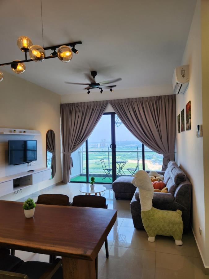 Sea&city View Luxury @melaka Apartment *